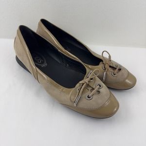 Todd’s‎ tan suede patent leather loafers